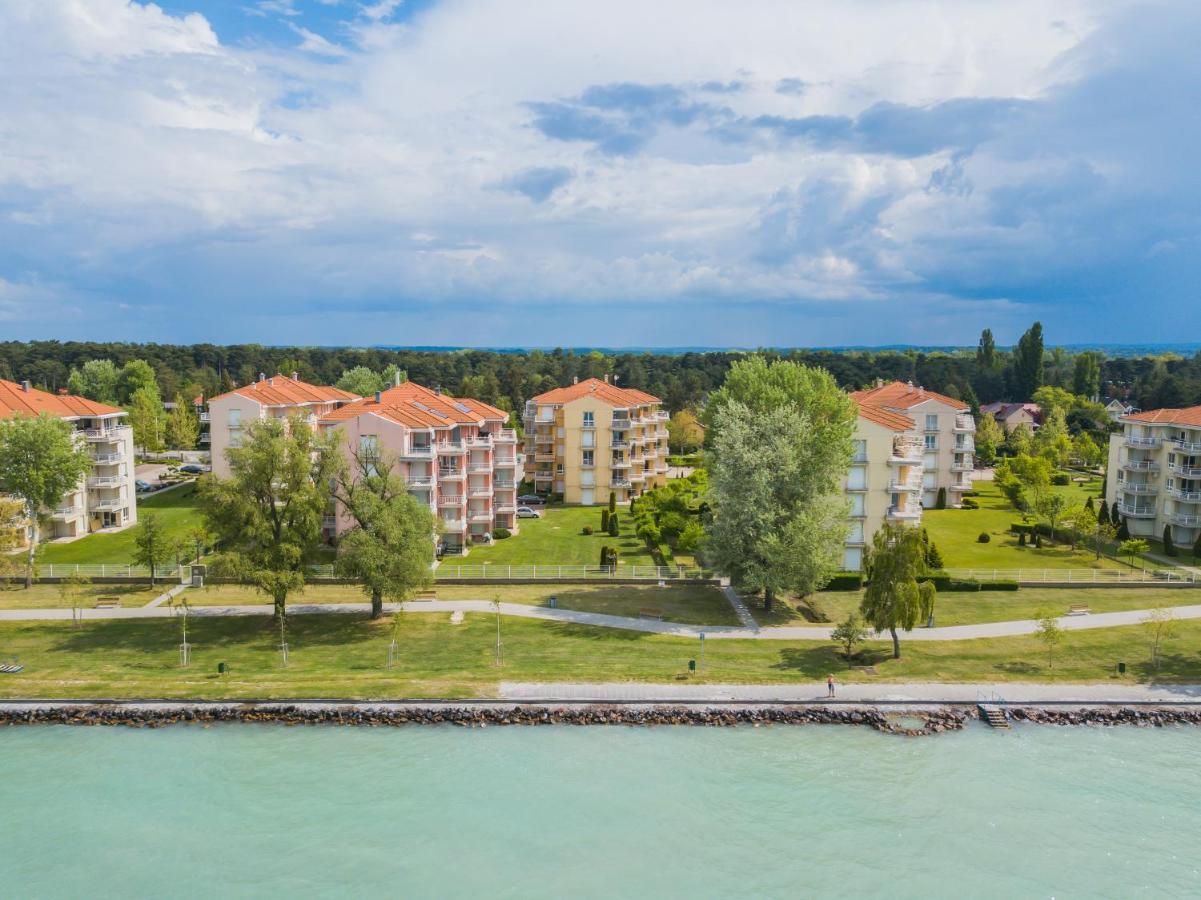 Myflat Golden Coast Panorama Apartment Siófok Exteriér fotografie