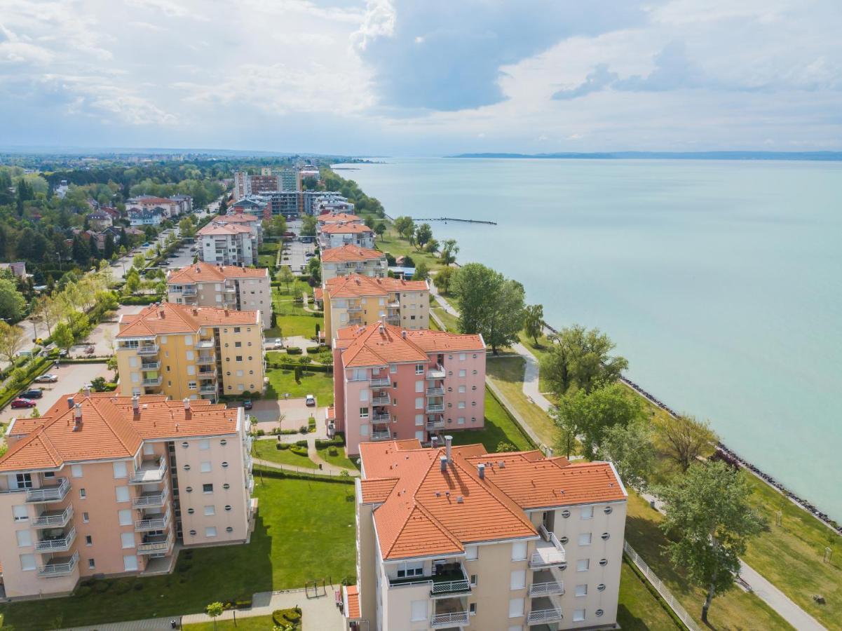 Myflat Golden Coast Panorama Apartment Siófok Exteriér fotografie