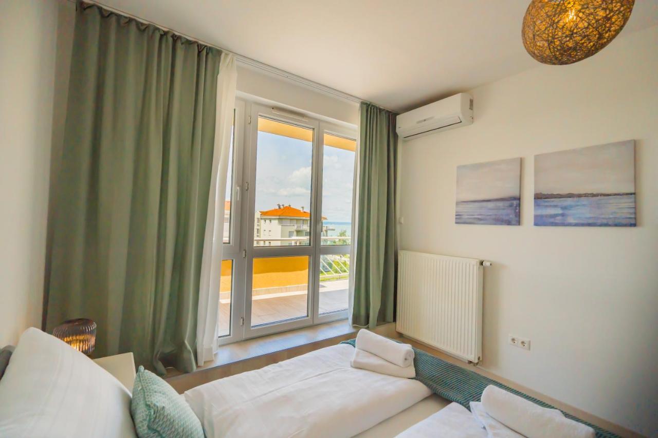Myflat Golden Coast Panorama Apartment Siófok Exteriér fotografie