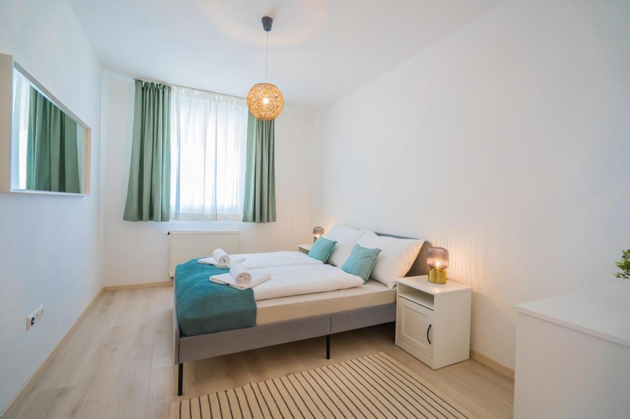 Myflat Golden Coast Panorama Apartment Siófok Exteriér fotografie